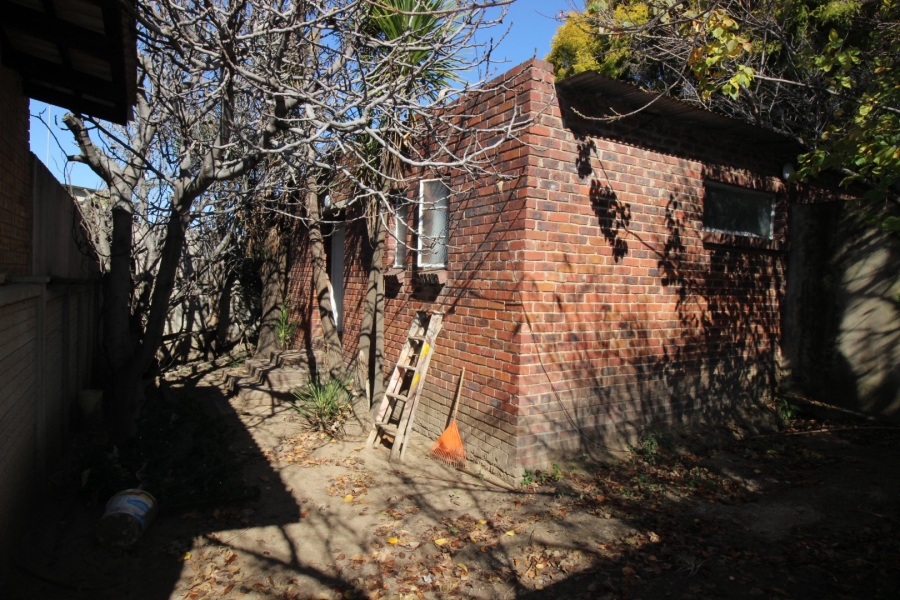 3 Bedroom Property for Sale in Lake Deneysville Free State